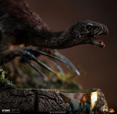 Statue Therizinosaurus Jurassic World Dominion Demi Scale Iron Studios