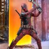 Deadpool & Wolverine Movie Masterpiece Action Figure 1/6 Deadpool (Battling Version) 31 cm