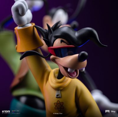 Statue Goofy and Max A Goofy Movie Iron Studios