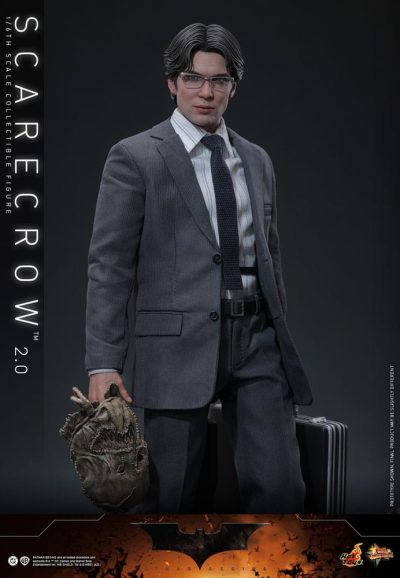 figura scarecrow hot toys batman begins