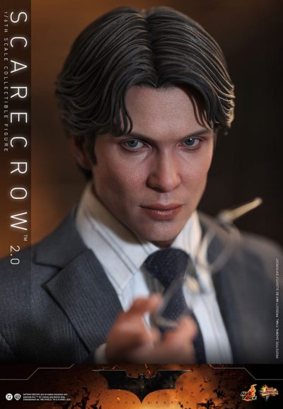 figura scarecrow hot toys batman begins
