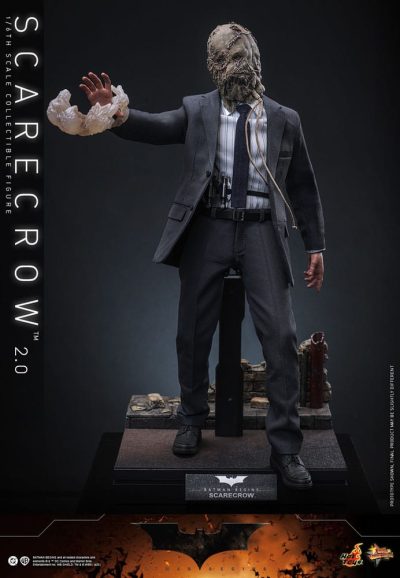 figura scarecrow hot toys batman begins