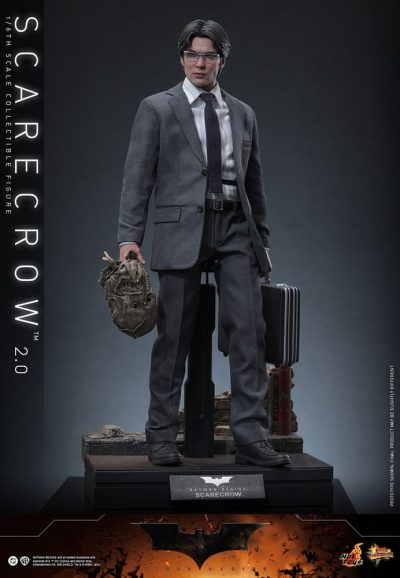figura scarecrow hot toys batman begins