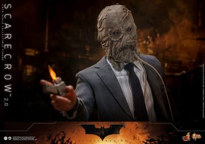 figura scarecrow hot toys batman begins