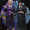  Miércoles Addams y Enid (Nevermore Uniform) Neca