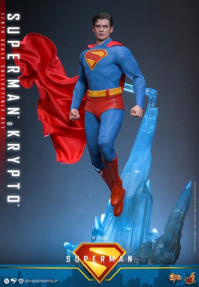 Superman y Krypto Hot Toys