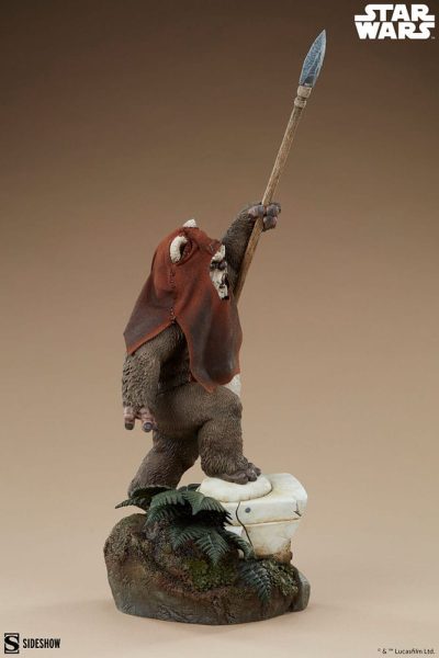Star Wars: Episode VI - Return of the Jedi Premium Format Statue Wicket 46 cm
