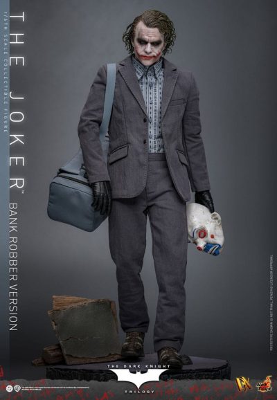 The Dark Knight DX Action Figure 1/6 The Joker (Bank Robber Version) 30 cm
