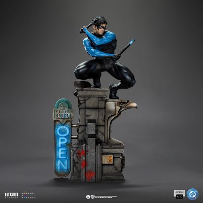 Nightwing Escala 1/10 Iron Studios