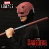 foto chico con mascara puesta daredevil born again
