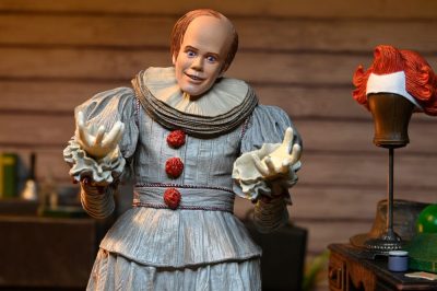 It: Welcome To Derry Action Figure Ultimate Bob Gray As Pennywise 18 cm