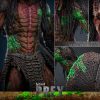 Prey Action Figure 1/6 Feral Predator (Battle Damaged Version) 37 cm