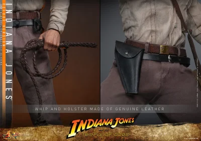 figura indiana jones deluxe hot toys detalle cartuchera