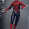 spiderman battle damage hot toys de pie