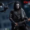 the crow deluxe kaustik plastik figura con guitarra