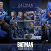 Batman: The Dark Knight Returns Comic Masterpiece Action Figure 1/6 Batman (Battle Damaged Version) 32 cm