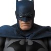 DC Comics MAFEX Action Figure Batman Hush Ver. (Reproduction) 16 cm
