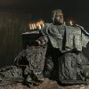 Friday the 13th: The Game Diorama Trenchcoat with Spikes Inferno Room Deluxe Set