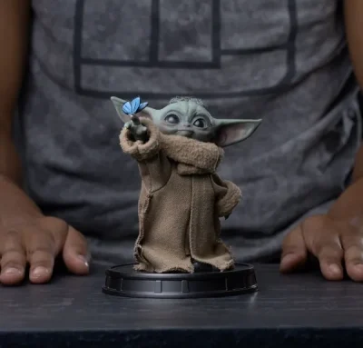 Figura Grogu Butterfly Wonder - The Mandalorian (15 cm) de Iron Studios