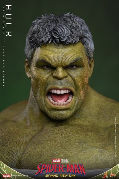 detalle cara figura hulk spiderman brand new day hot toys