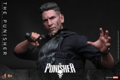 figura hot toys punisher