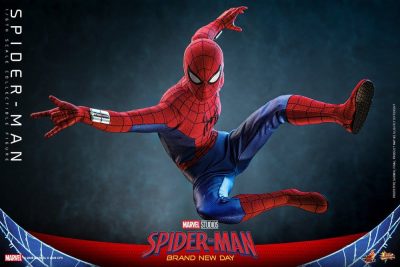 figura spiderman brand new day hot toys