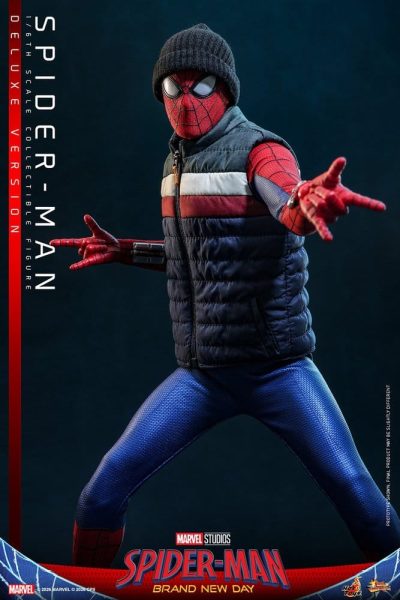 igura spiderman brand new day deluxe hot toys