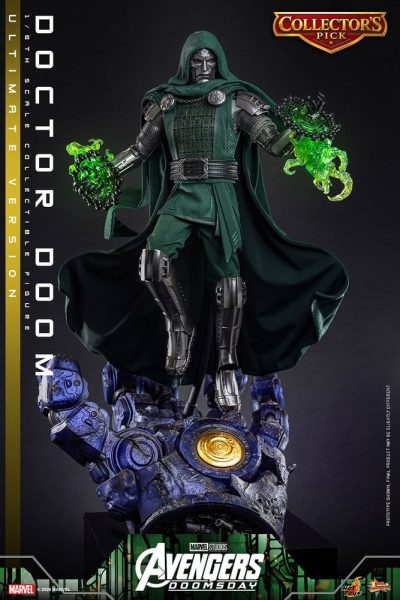 figura doctor doom ultimate hot toys avengers doomsday