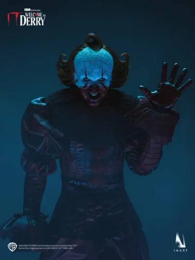 IT: Welcome to Derry Season 1 - Pennywise (Bloody Version) 1/6 Collectible Figure