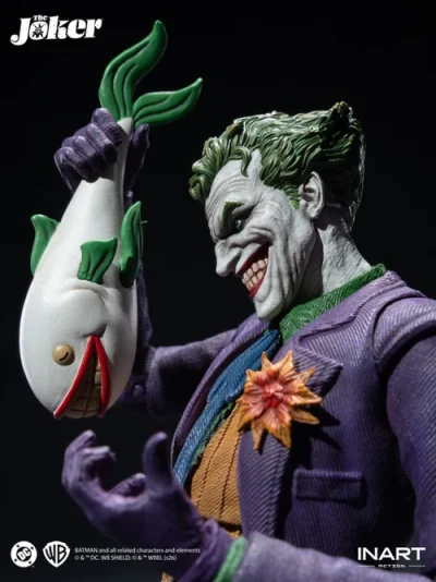 figura joker inart detalle laughing fish