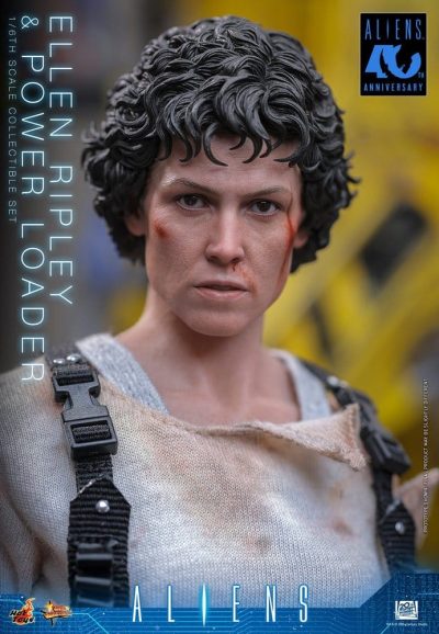 ripley y power loader aliens hot toys esculpido