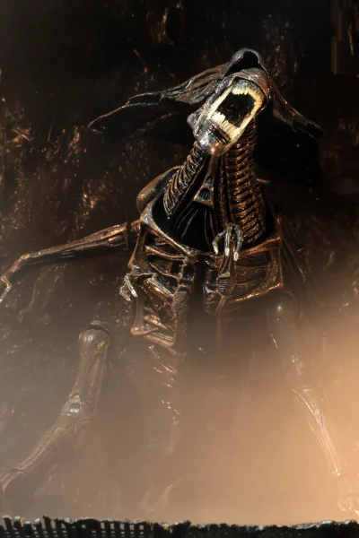 Aliens Alien Queen Resurrection Dlx Af